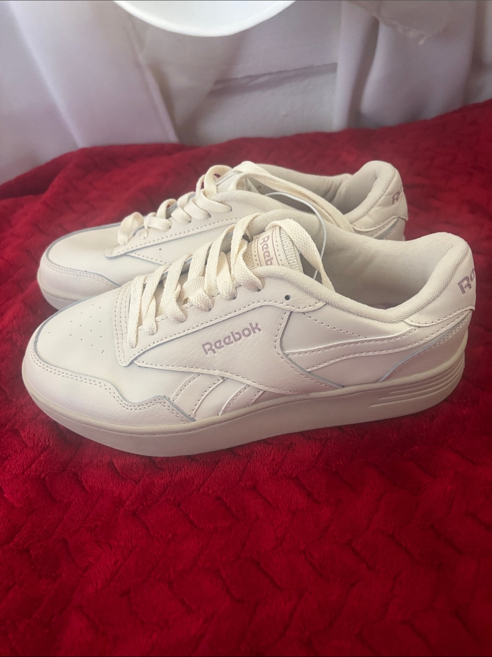 Reebok Off-White Leather Low-Top Sneakers